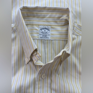 Brooks Brothers Long Sleeve Button Up size M Slim fit White/Yellow‎ Stripe
